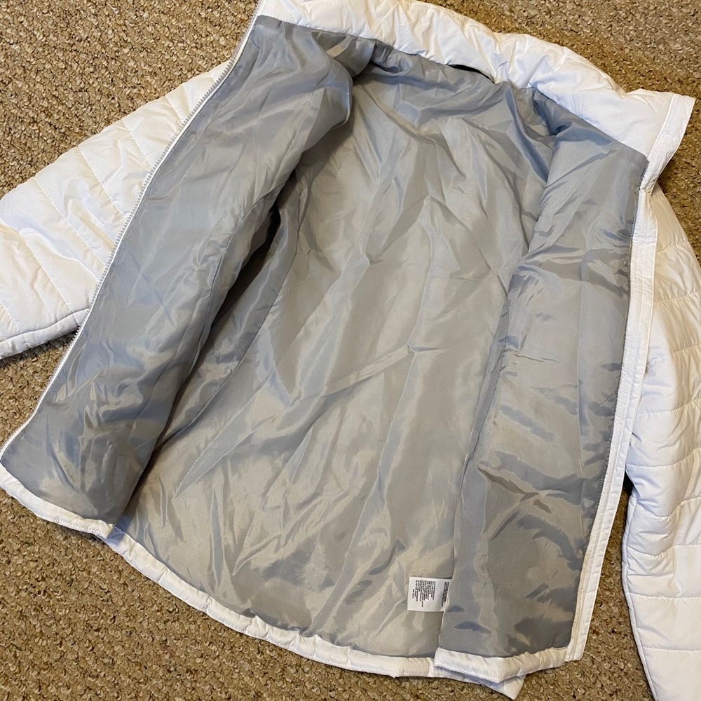 White Puffer Jacket - Picture 4 of 5